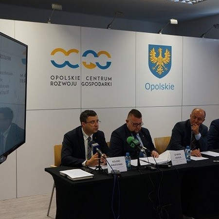 Konferencja prasowa i zdjęcia z firmy DEMPOL-ECO, jednego z przedsiębiorstw najaktywniej sięgających po unijne dofinansowanie.
