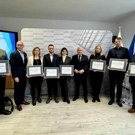 wręczenie certyfikatów dla IOB