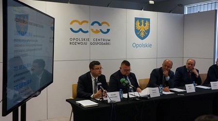 Konferencja prasowa i zdjęcia z firmy DEMPOL-ECO, jednego z przedsiębiorstw najaktywniej sięgających po unijne dofinansowanie.