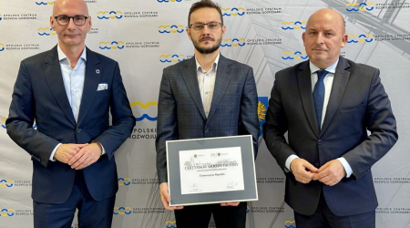 wręczenie certyfikatów dla IOB